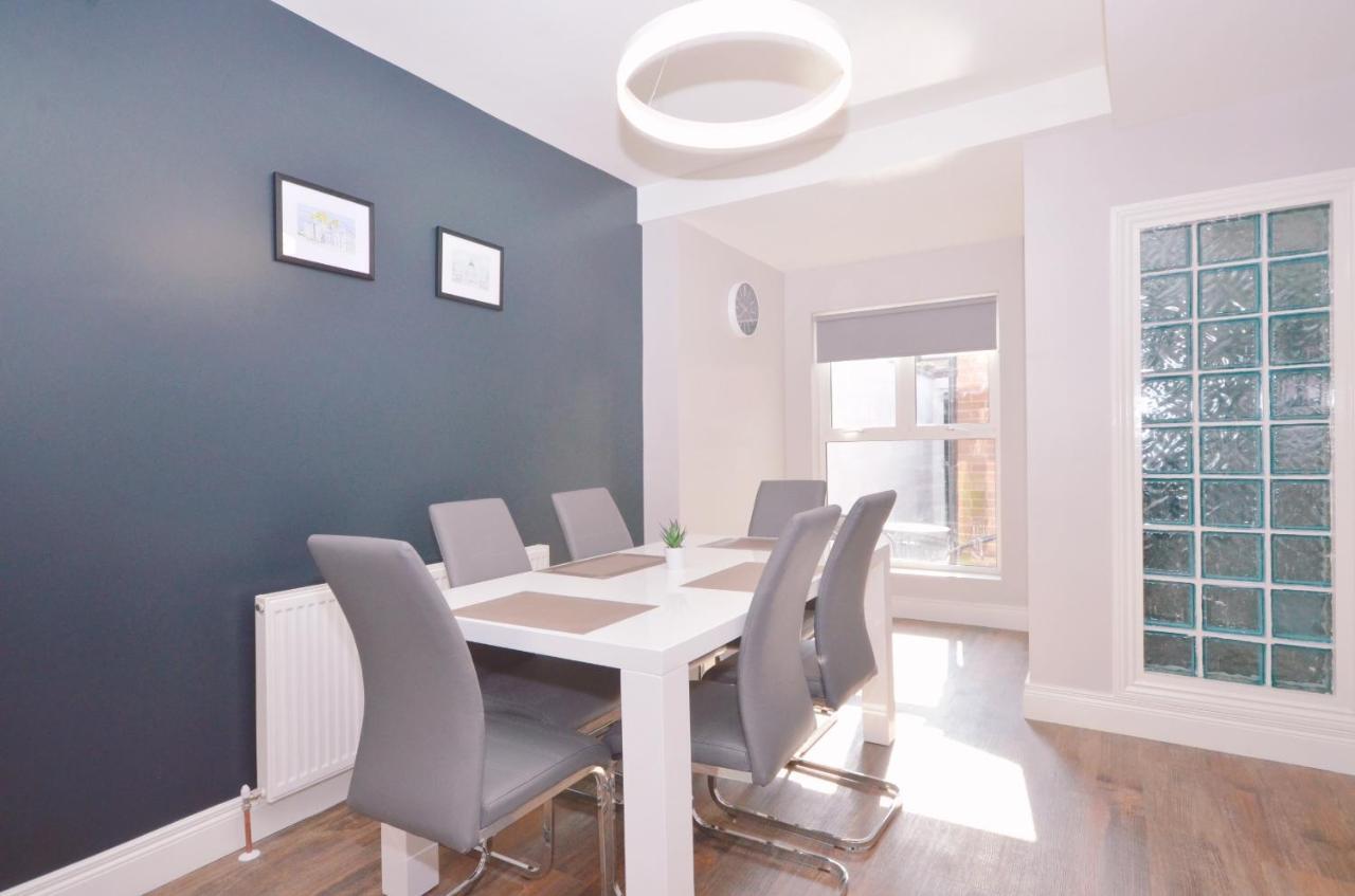 Queens Quarter Townhouse 2 Белфаст Экстерьер фото